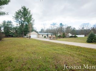440 Schultz St NW, Sparta, MI 49345