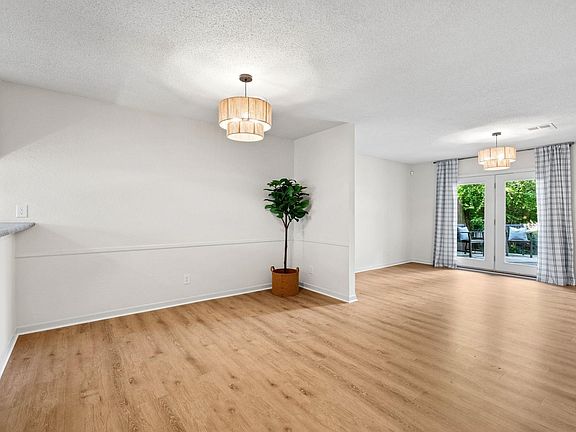 4th image of 3106 Bethel Rd Unit 42