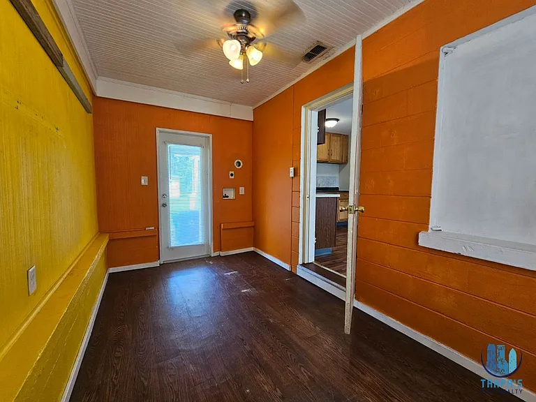 1516 Holly Rd — Photo 22