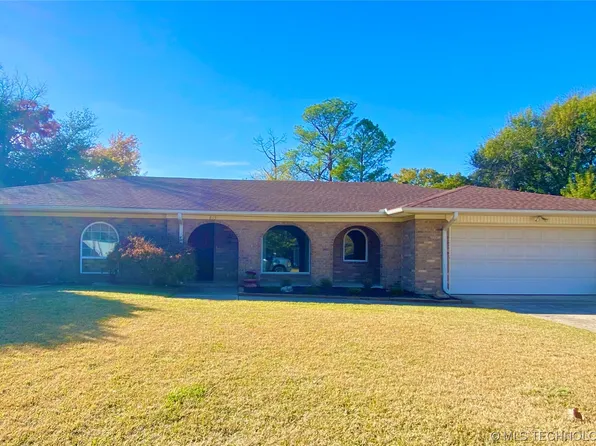 815 Rosewood St, Ardmore, OK 73401