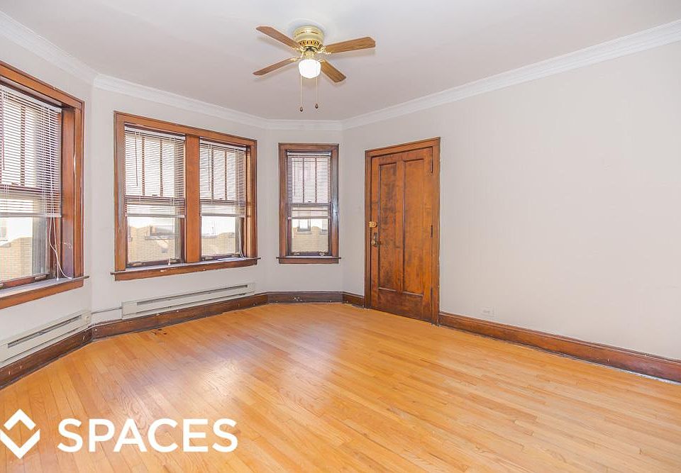 1st image of 3815 N Greenview Ave #Twow