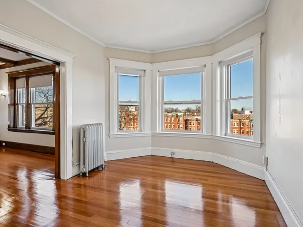 1384 Commonwealth, 1384 Commonwealth Ave #8c9c8232b, Allston, MA 02134