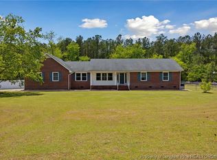 262 Fairway Ln, Raeford, NC 28376