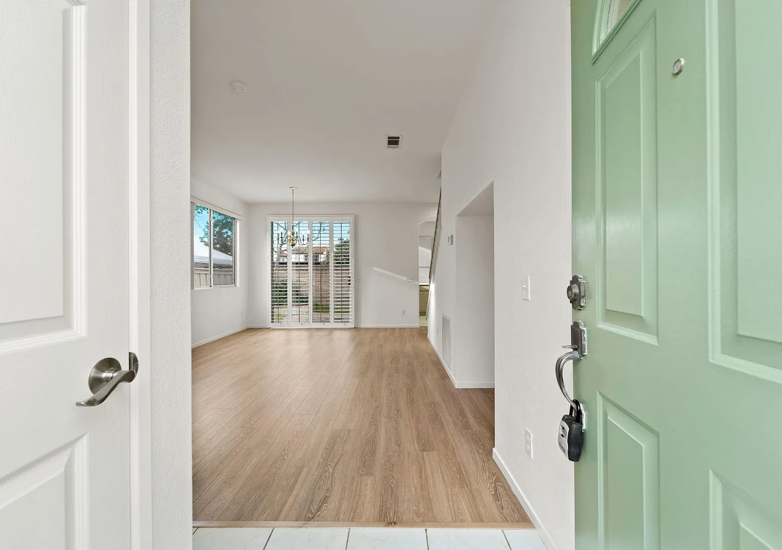 Beautiful Mira Mesa Home! — Photo 2