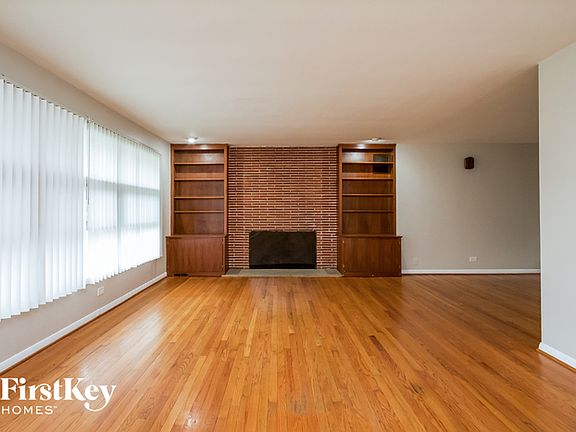 3rd image of 20530 Greenwood Dr
