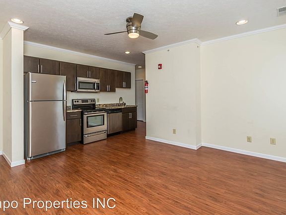 3rd image of 313 N Lincoln St #3614741