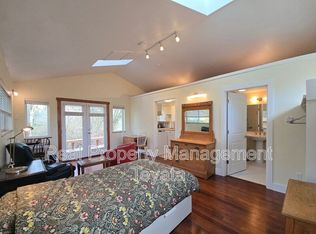 1850 Dakin St, Bellingham, WA 98229