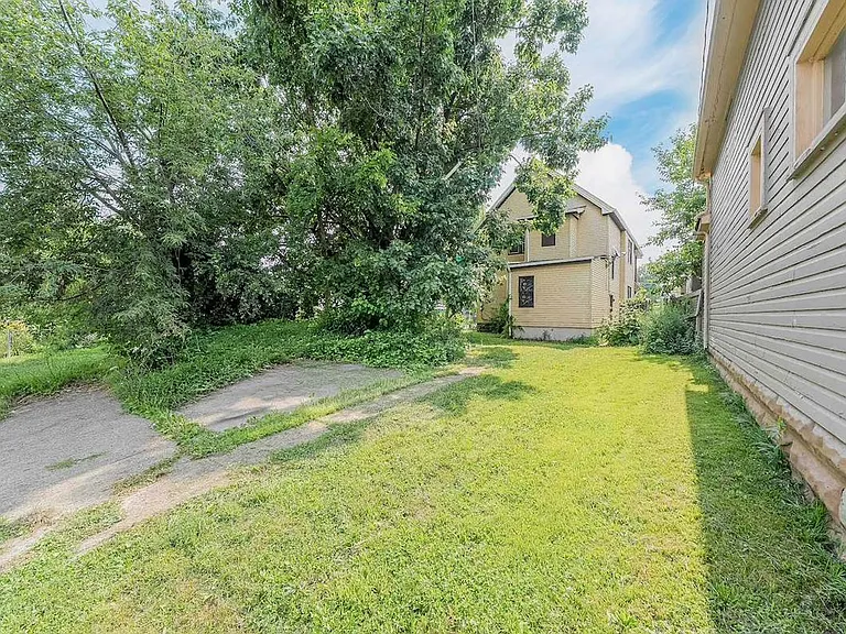 3484 W 58th St — Photo 32