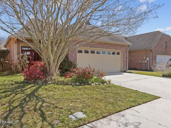 124 Oakbend Dr, Lafayette, LA 70506