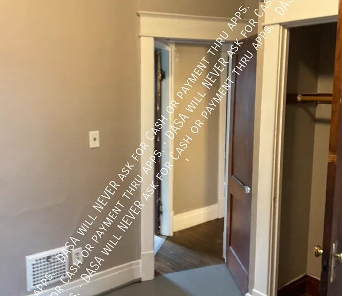 202 Chadduck Ave #UPPER — Photo 8
