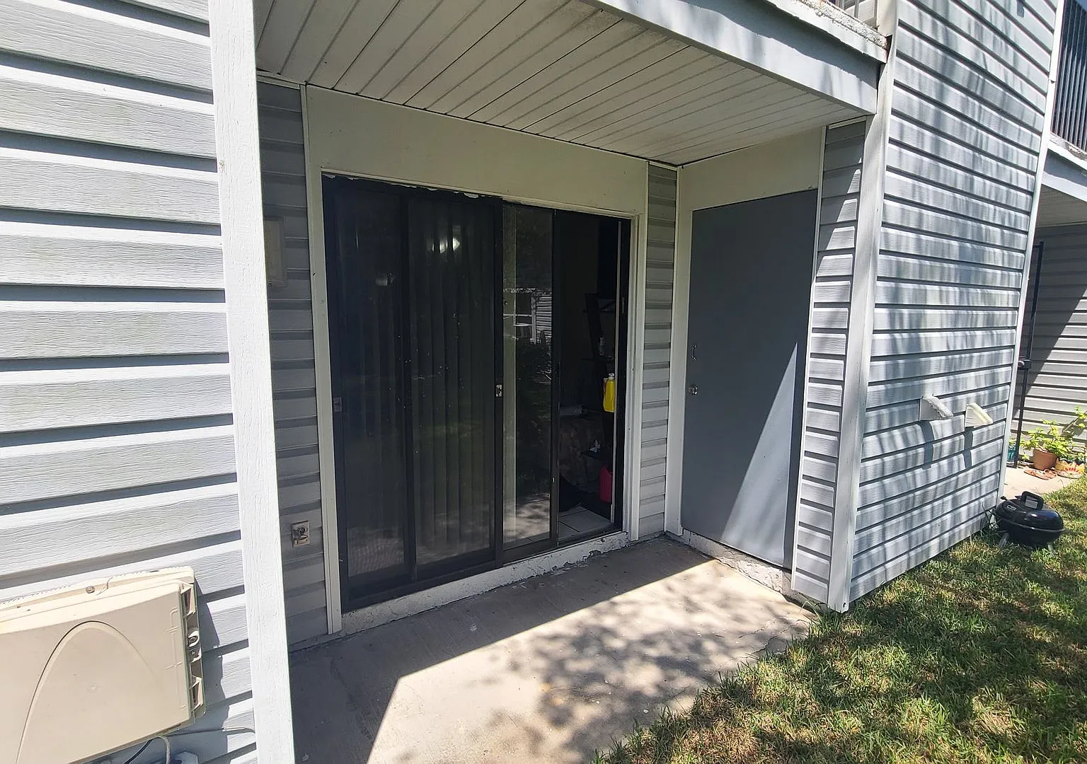 USF area 2/2 Condo — Photo 2
