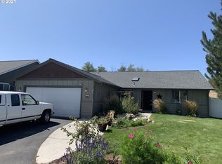 590 SE Conifer Ct, Madras, OR 97741