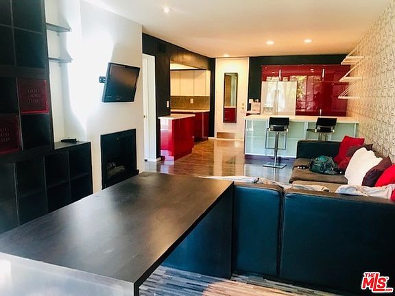 2nd image of 1351 N Crescent Heights Blvd APT 115