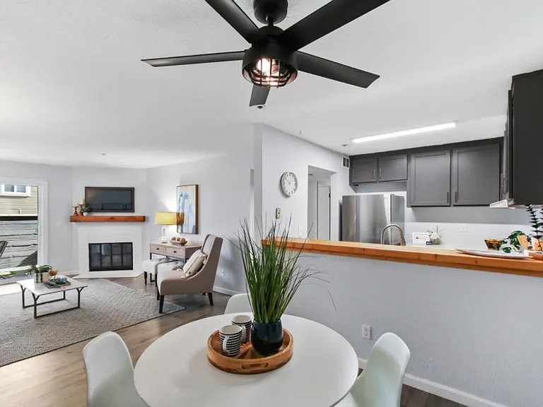 1019 Dornajo Way #150 — Photo 7