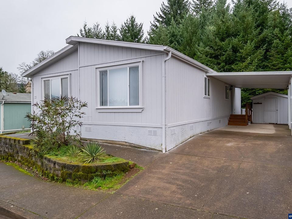 1st image of 2155 Robins Ln SE Unit 33