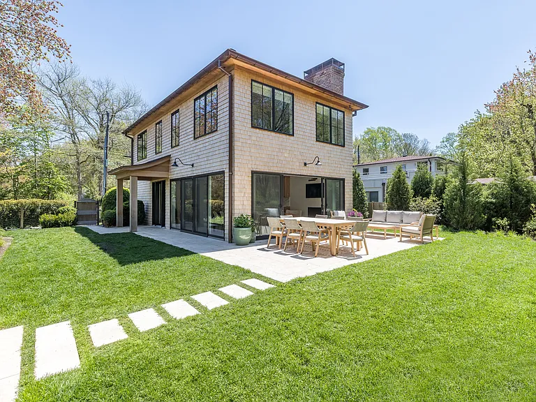 23 Maple Ln — Photo 3