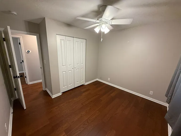 2614 Woodsdale Ave — Photo 13