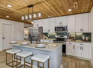 430 4th St, Lawrenceburg, TN 38464