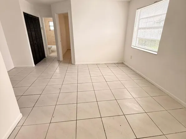 2216 Johnson ST, 2216 Johnson St APT 5, Hollywood, FL 33020