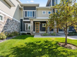 1718 W Thira Ln, South Jordan, UT 84095