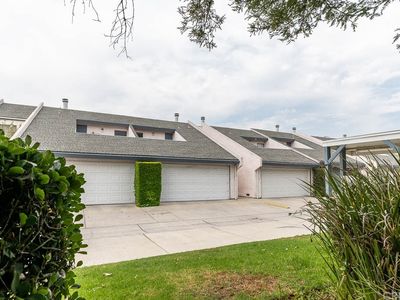 21333 Lassen St Unit 6B, Chatsworth, CA, 91311