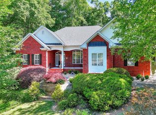 1821 Wesleyan Ln, Loganville, GA 30052