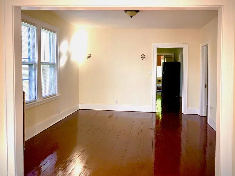 50 Pinewood Ave #2 — Photo 11