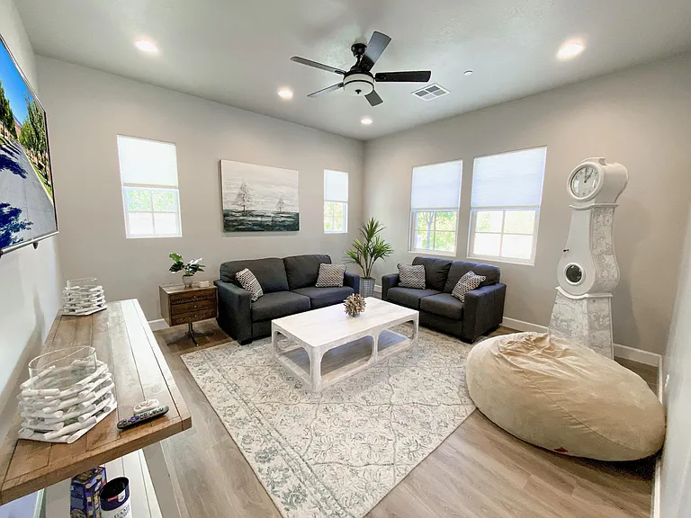 4343 W Canterbury Rd — Photo 7