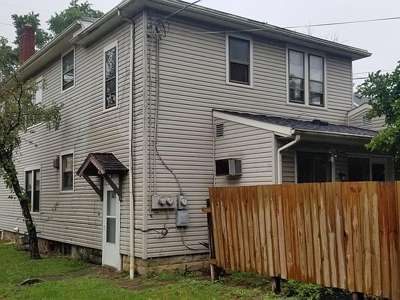 2nd image of 204-206 S High St