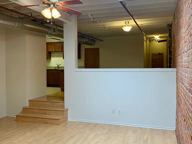 213 S 4th Ave #2B — Photo 9