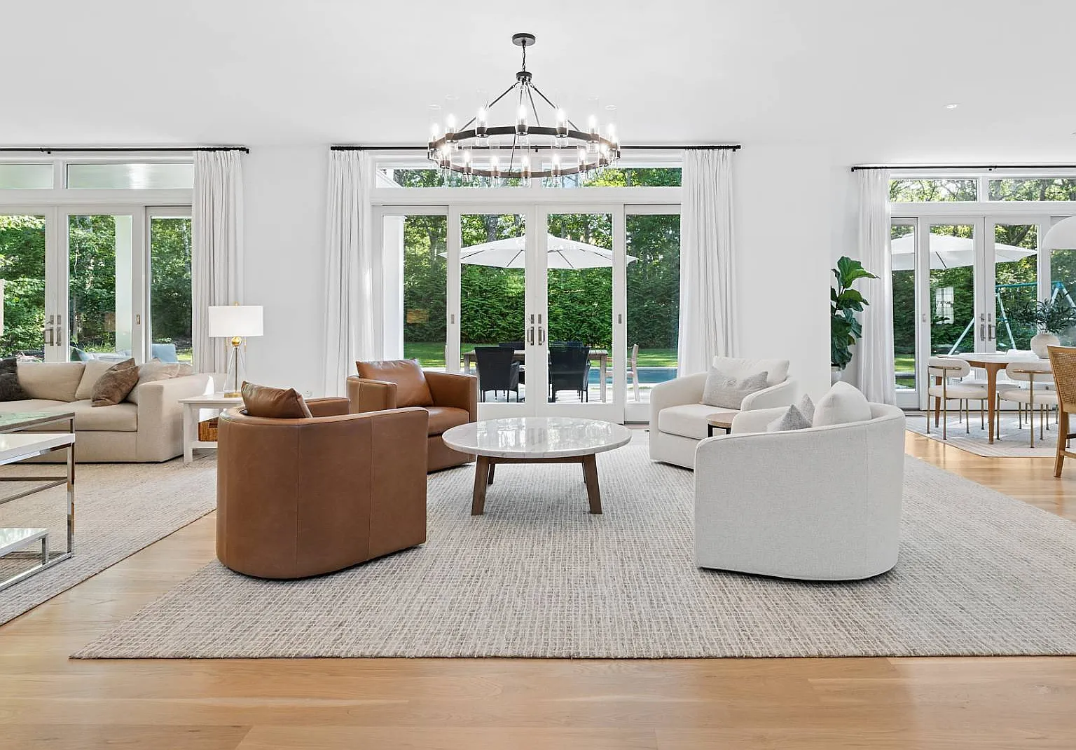 East Hampton Masterpiece — Photo 2
