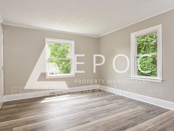4th image of 1219 Valleyview St