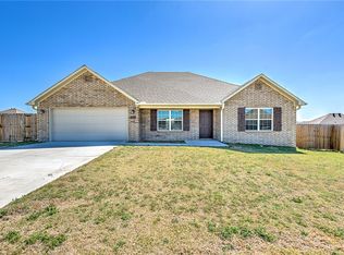 2012 Morgan Cir, Gentry, AR 72734