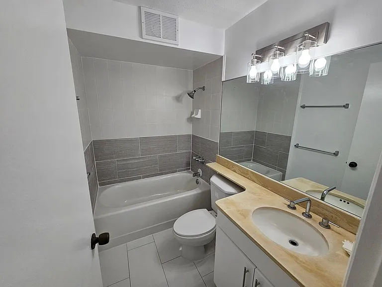 1778 Ala Moana Blvd #3815 — Photo 15
