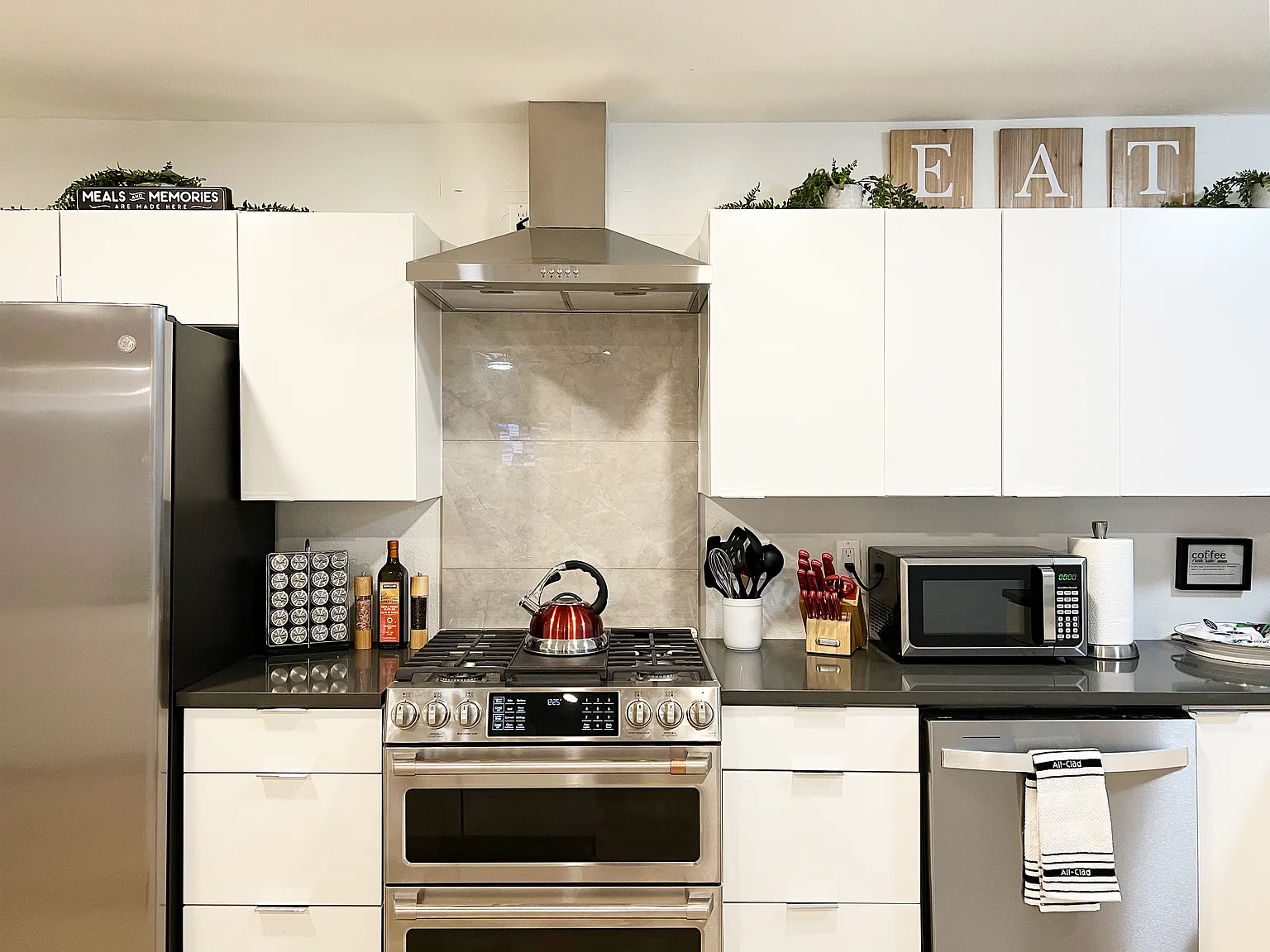 5 bed, 3100 sqft, $8,495 — Photo 4