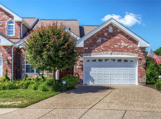 160 Woodland Place Ct, Saint Charles, MO 63303