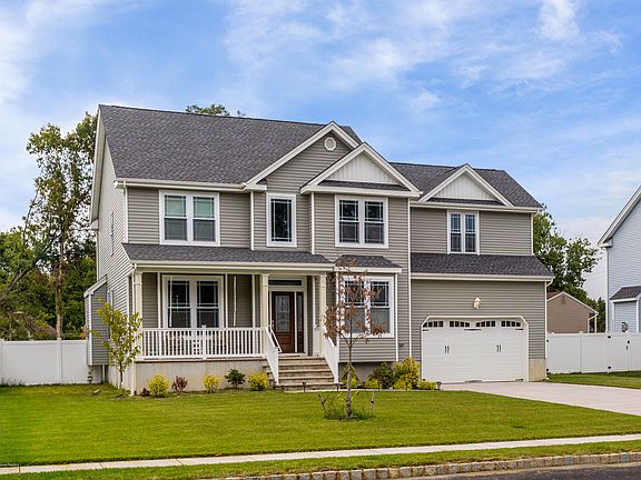 2nd image of 826 Ethan Ct