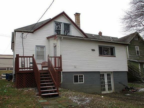 3rd image of 339 S Main St