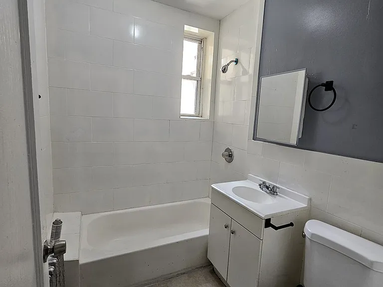 645 Elizabeth Ave #34 — Photo 3