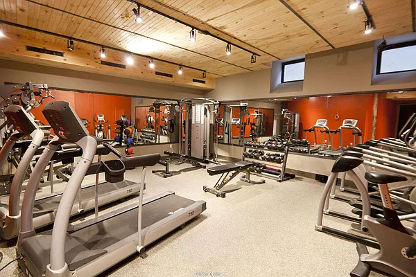 Rented by Fiddler Realty | media 60