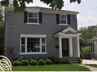 13333 Balfour Ave, Huntington Woods, MI 48070