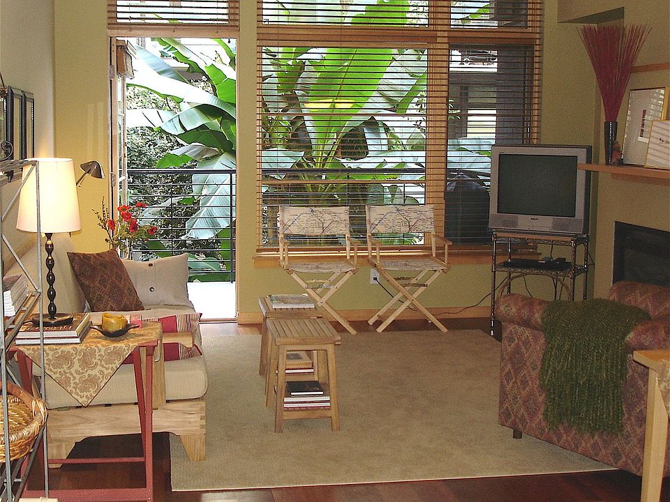 Light, quiet living area