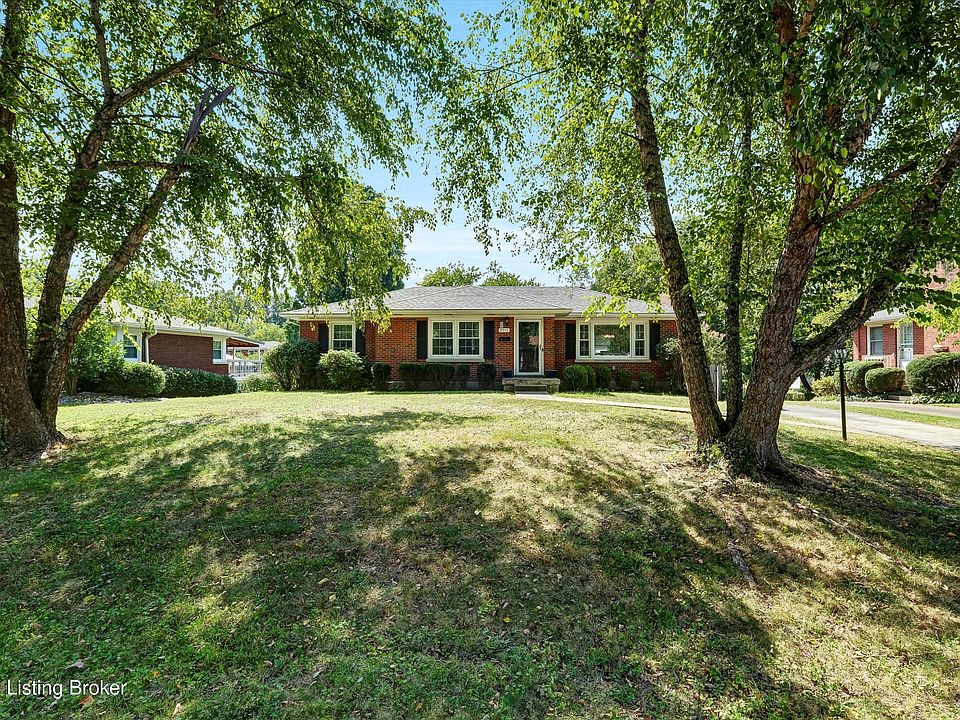 9713 Holiday Dr, Louisville, KY 40272 | Zillow