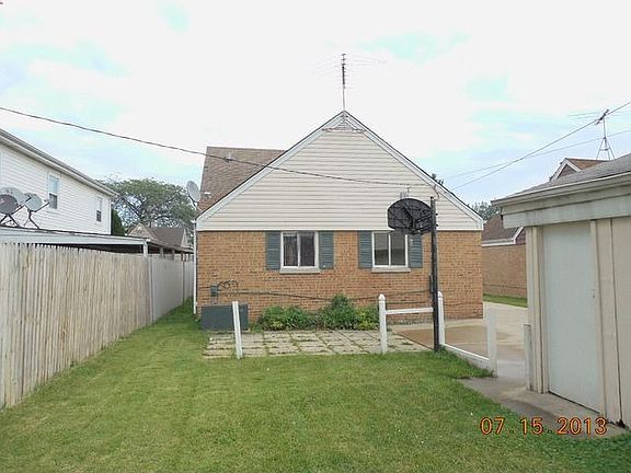 3rd image of 1544 N 32nd Ave