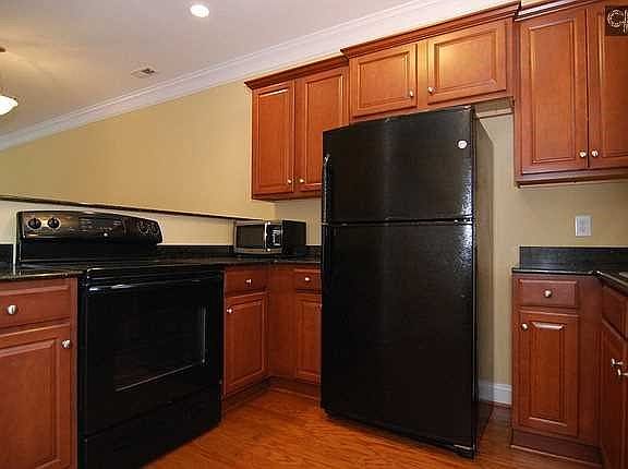 4th image of 108 Taylors Hill Dr