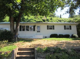 314 Hillside Dr, Oakdale, TN 37829