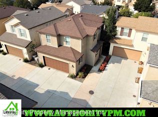 2332 La Villa Way, Redding, CA 96003