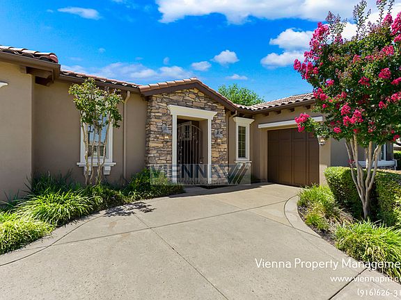4th image of 1944 Ladera Dr