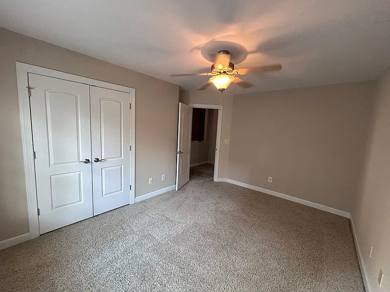 4540 Pebble Lake Dr — Photo 45