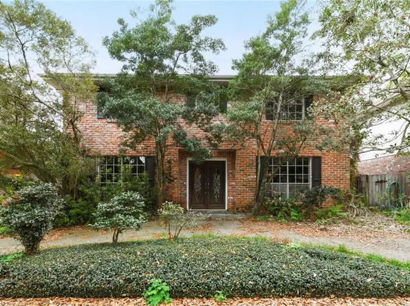 4612 Chateau Dr, Metairie, LA 70002